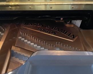 AVAILABLE FOR PRESALE! 2009 Mason & Hamlin Piano Model B. 5'4" Traditional Ebony High Glass Finish Serial #93188. Measures 5' 4" x 57.22. Maple. Photo 6 of 8