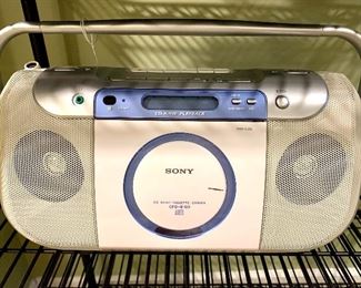 $80.00 Sony CD Radio Cassette player, great condition!