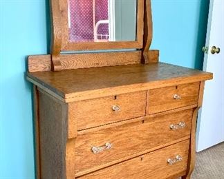 $150 Vintage dresser with mirror. Measures 38l x 19w x 65h.
