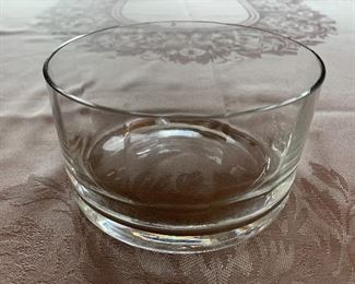 #1311C Round 5” glass bowl, 3” tall $2