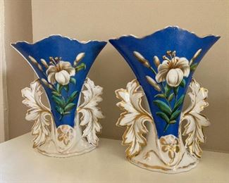 Old Paris vases painted by Jacob Petit with a letter of authenticity from. New Orleans Museum of Art