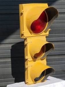 Awesome Old School Traffic Light, great for a mancave.