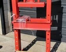 Hardly Used 20 Ton Hydraulic Shop Press