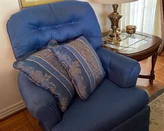 Mint condition, comfy blue chair!