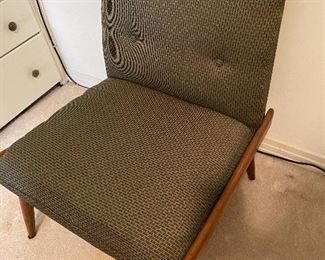 SUPER mid-century modern chair... excellent condition!