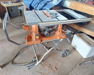Ridgid 10in Table Saw with Rolling Stand
