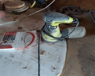 Ryobi 5in Sander