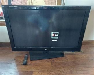 LG 42" TV