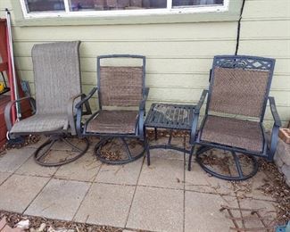 3 Swivel Patio Chairs and End Table - Seat Fabric is Tearing