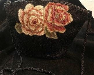 530 Beadwork Floral Purse
