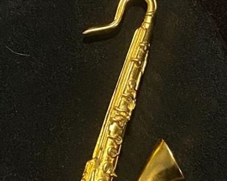 139Kenneth Lane Jane Saxophone Pin
