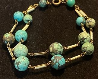 114Vintage Turquoise Beaded Bracelet