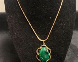 025 Monet Green Pendant Necklace