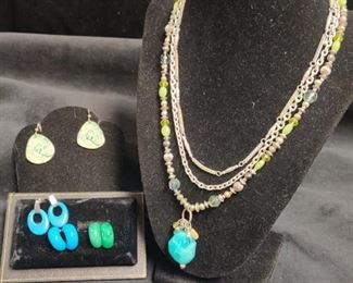 052Triple Chain Beaded Necklace  4 pair Earrings