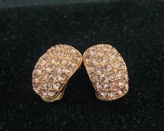 046 Nolan Miller Pink Rhinestone Clip Earrings
