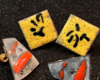 502 Copper  Enamel Vintage Screw Back Earrings