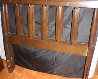 Twin bed frame set