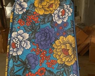 Vintage Luggage floral pattern 