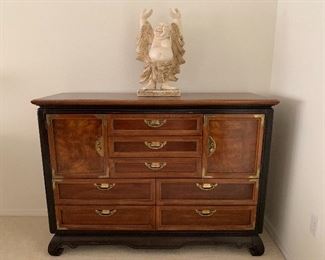 Broyhill Premier Ming Dynasty