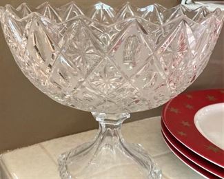 Lovely pressed glass bowl