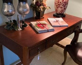 Desk & lovely lamp