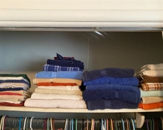 Towels and sheets in great condition 
