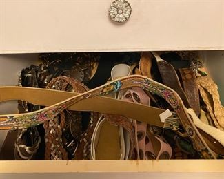 Ladies leather belts