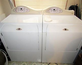 Maytag Washer/ Dryer Front Loader