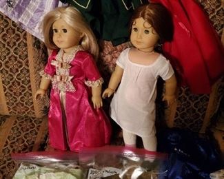 American Girl dolls: Elizabeth and Felicity, outfits, accessories. Selling as a best friend set.