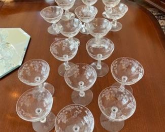 VINTAGE GLASSWARE