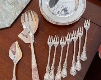 STERLING SHRIMP FORKS AND SERVICE PIECES.