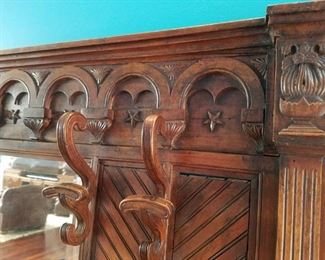 A closer look at the antique hall tree