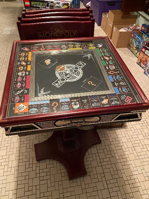 Monopoly Franklin Mint Harley Davidson game table with 4 chairs, very cool!