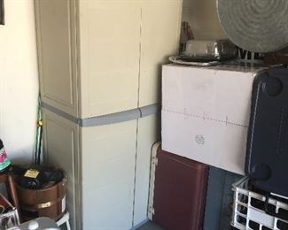 rubbermaid storage shed