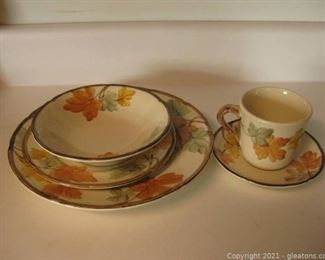 5pc Place Setting of Franciscan October Leaves Dinnerware