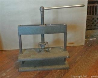 Book Binding Press