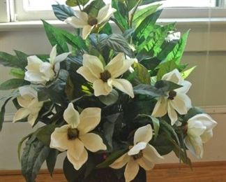 Beautiful Artificial Magnolia Flower Arrangement