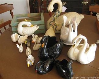 Large Lot of Swans for Decor