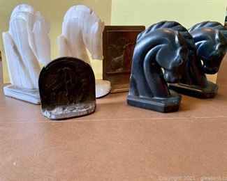 Lot of Animal Book Ends
