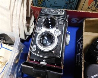 Vintage Yashica124 Camera