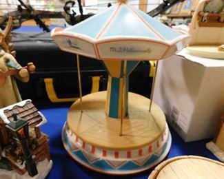 Hummel Carousel