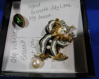 Kenneth Jay Lane vintage brooch