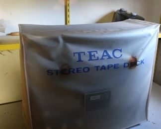  Teac  stereo  reel  to  reel  tape  A1250     150.00  It  can  be  purchased  before  the  sale.