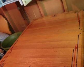 early 1940"s dinette table  with  no  chairs
