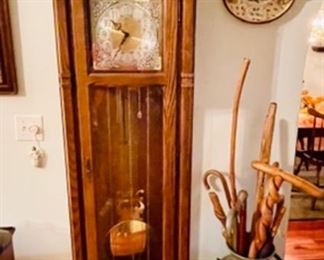 Howard Miller grandfather clock, Italian handled tray