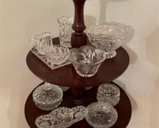 3-tiered Duncan Phyfe mahogany table