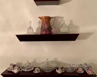 floating shelves, crystal, mini tea pots