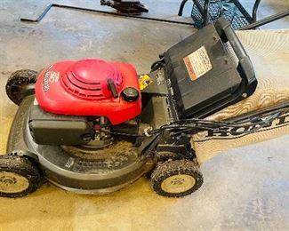 Honda self-propelled lawn mower