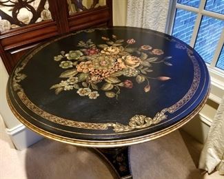 Maitland Smith Large Painted Occasional Entry Table 42" diameter 34" h  $750