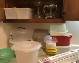 Loads of vintage Tupperware